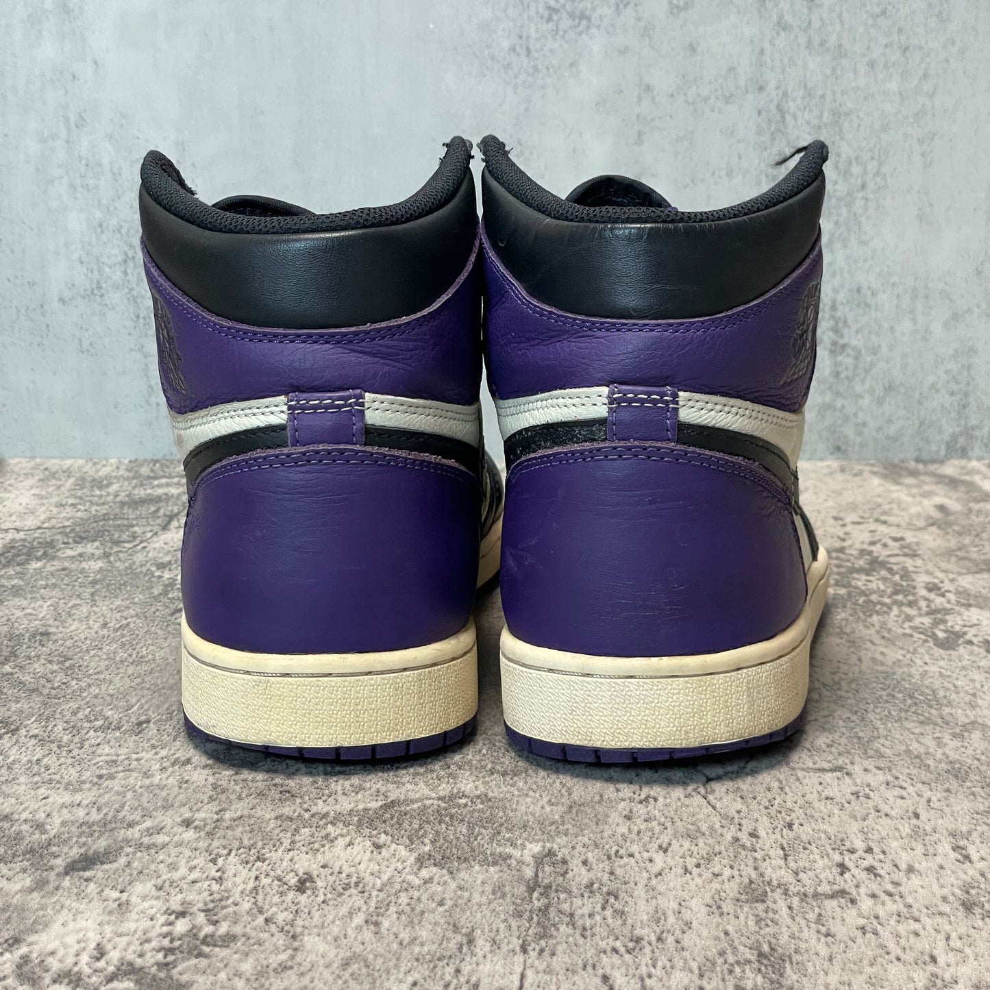 Jordan 1 Retro High Court Purple Size 11.5